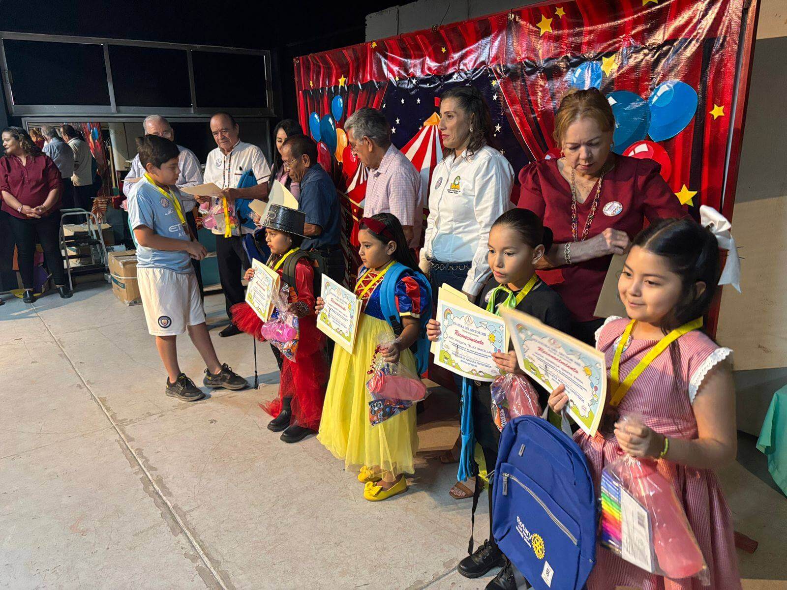 Obra de servicio Rotary Mazatlán Oriente